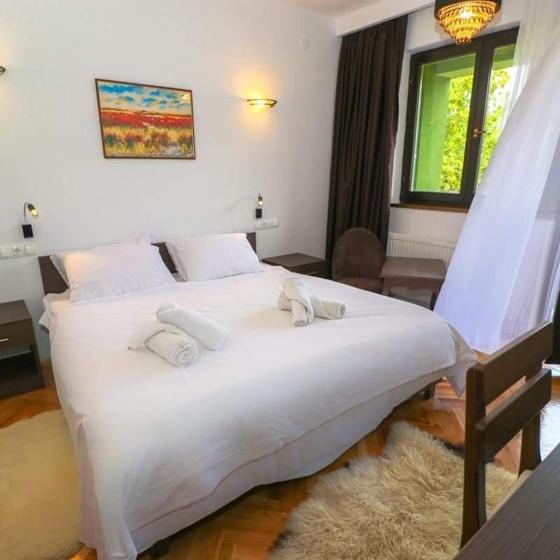 Holiday Resort Zlatni Dol Mostar Goranci 外观 照片