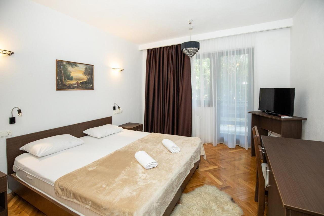 Holiday Resort Zlatni Dol Mostar Goranci 外观 照片