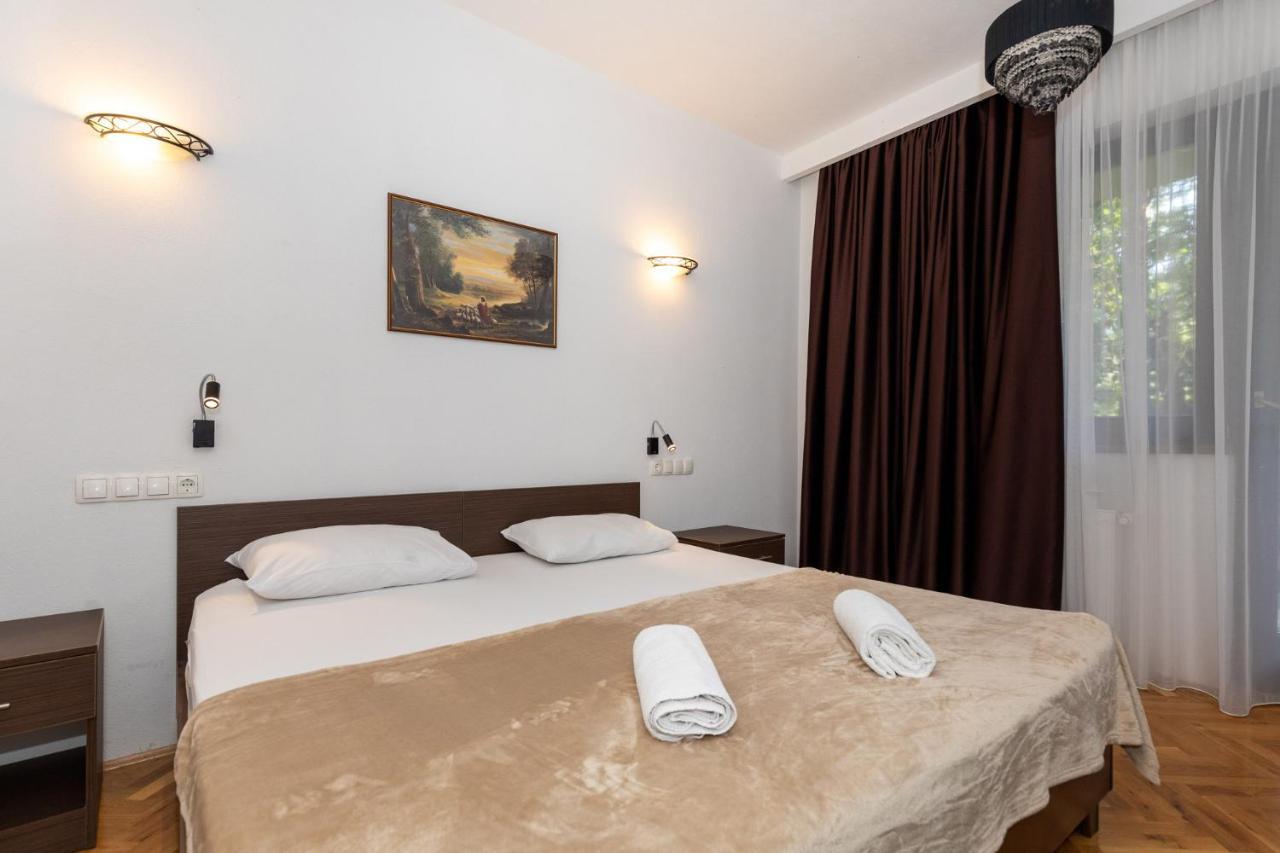 Holiday Resort Zlatni Dol Mostar Goranci 外观 照片