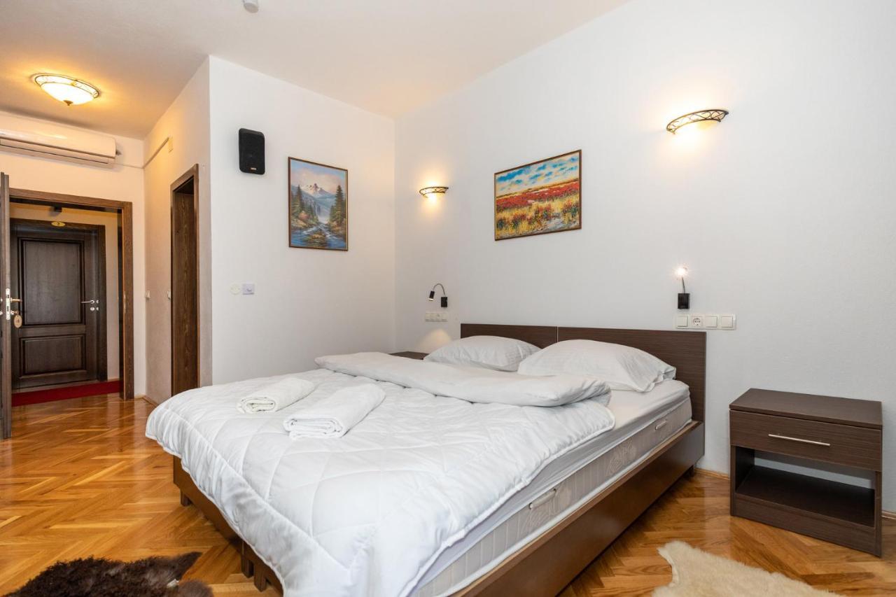 Holiday Resort Zlatni Dol Mostar Goranci 外观 照片